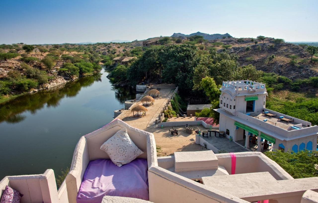 Brij Lakshman Sagar, Pali - Small Luxury Hotels Of The World Raipur  エクステリア 写真