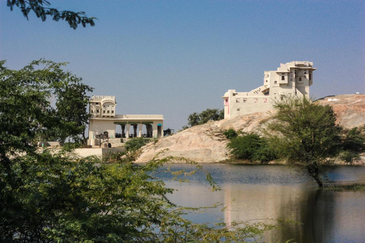 Brij Lakshman Sagar, Pali - Small Luxury Hotels Of The World Raipur  エクステリア 写真