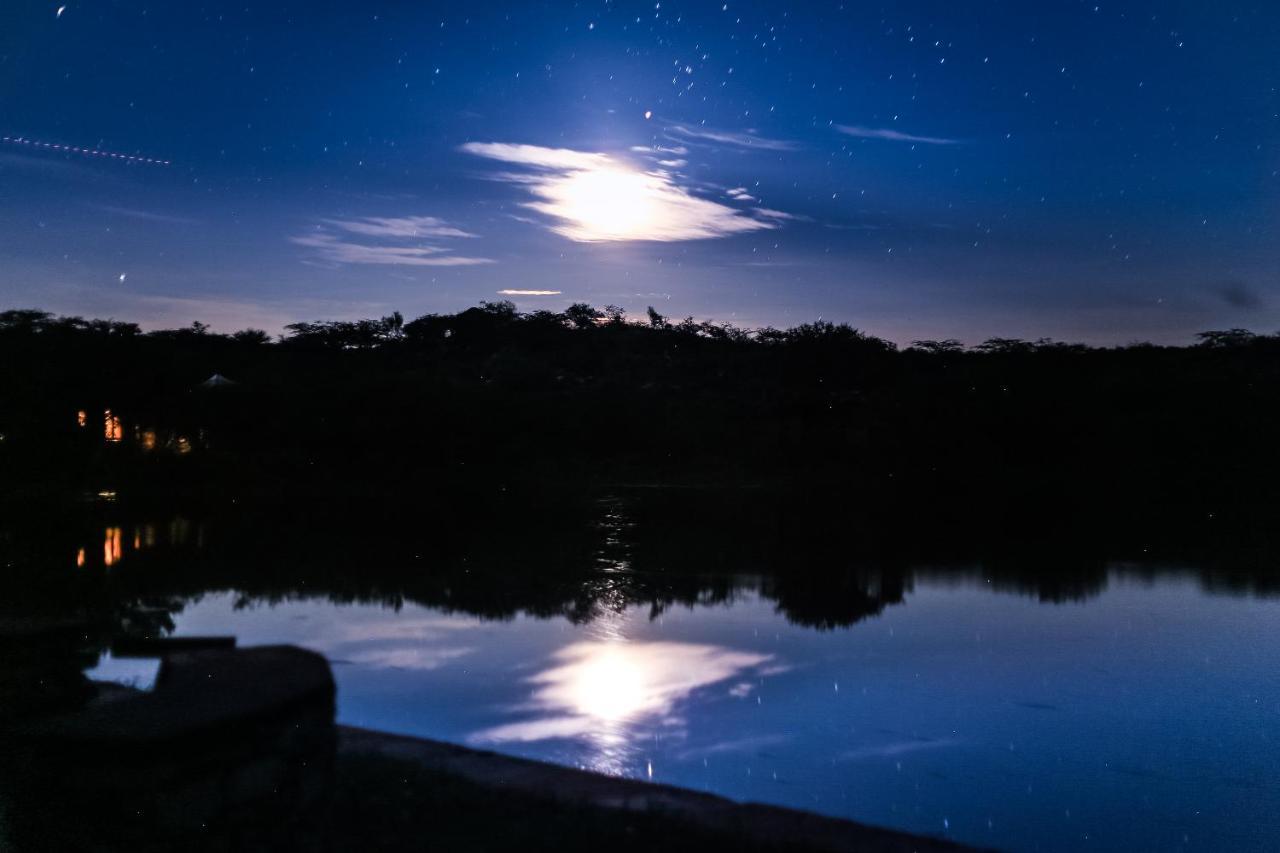 Brij Lakshman Sagar, Pali - Small Luxury Hotels Of The World Raipur  エクステリア 写真