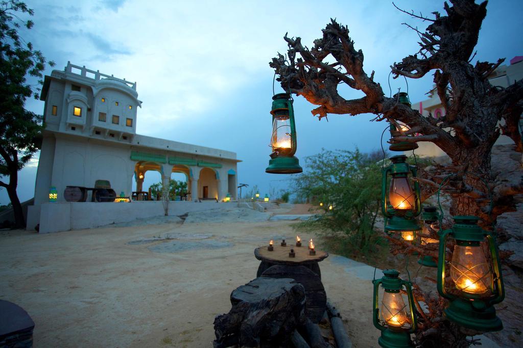 Brij Lakshman Sagar, Pali - Small Luxury Hotels Of The World Raipur  エクステリア 写真
