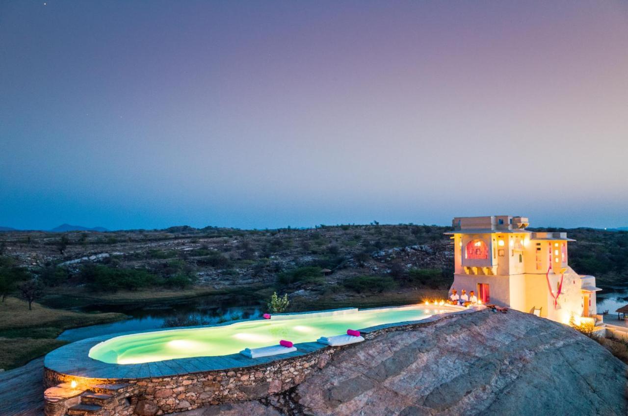 Brij Lakshman Sagar, Pali - Small Luxury Hotels Of The World Raipur  エクステリア 写真